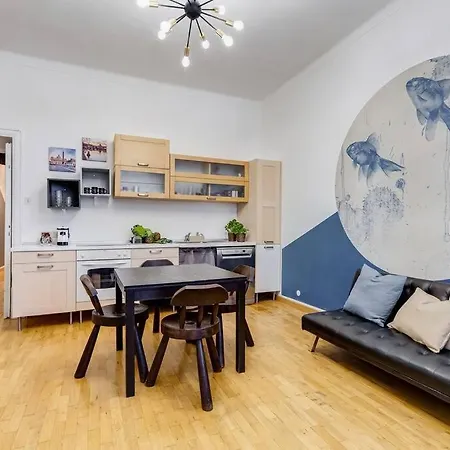 L&L Cozy 2-Bdr Apt In San Giovanni District Rome Exterior photo