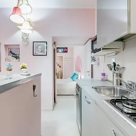 L&L Cozy 2-Bdr Apt In San Giovanni District Rome Exterior photo