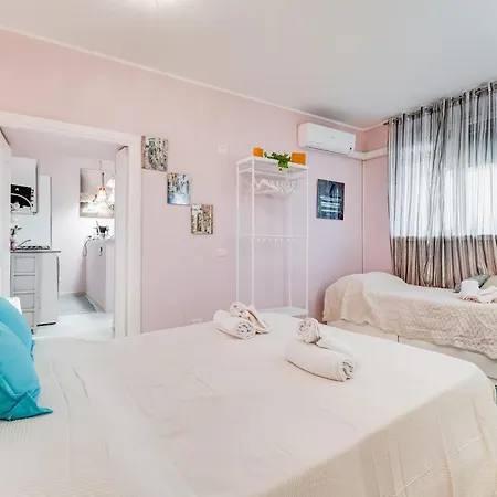 L&L Cozy 2-Bdr Apt In San Giovanni District Rome Exterior photo