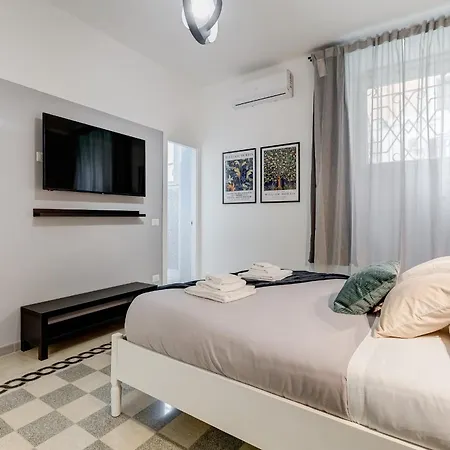 L&L Cozy 2-Bdr Apt In San Giovanni District Rome Exterior photo